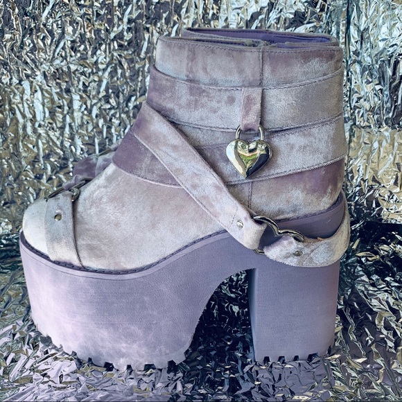 New YRU “Cherish” 💜 Lilac Platform Ankle Boots - Picture 4 of 8